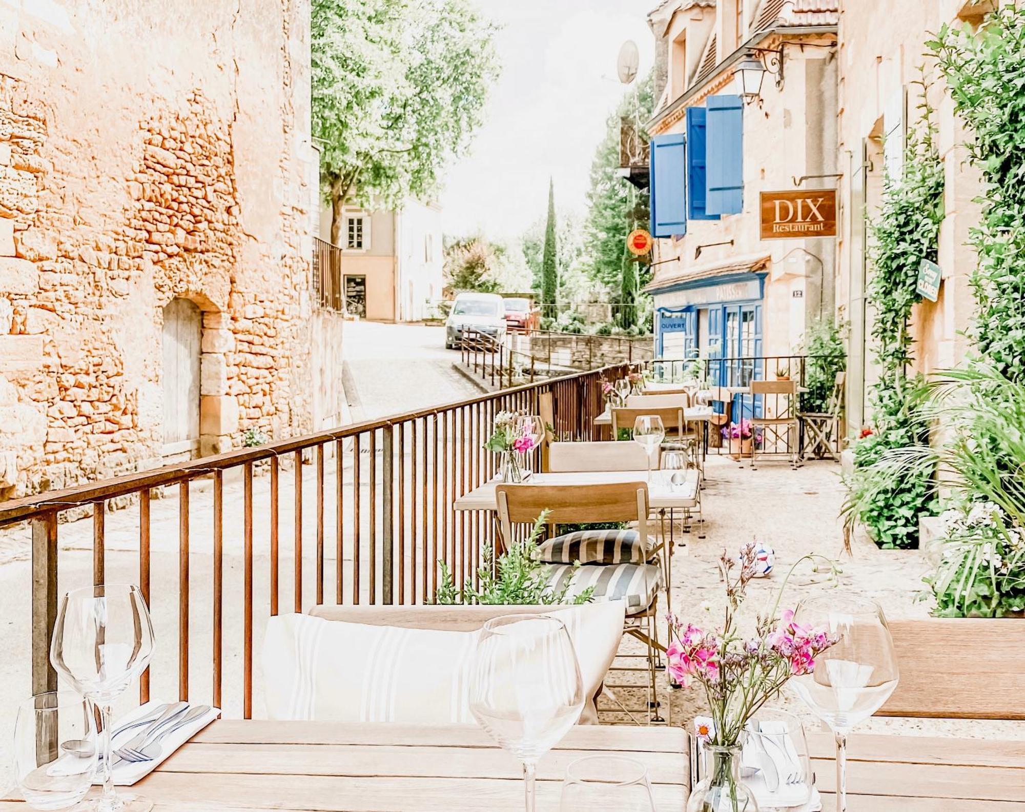 Dix Restaurant & Chambres D'Hotes, Sainte-Alvere, Dordogne Экстерьер фото