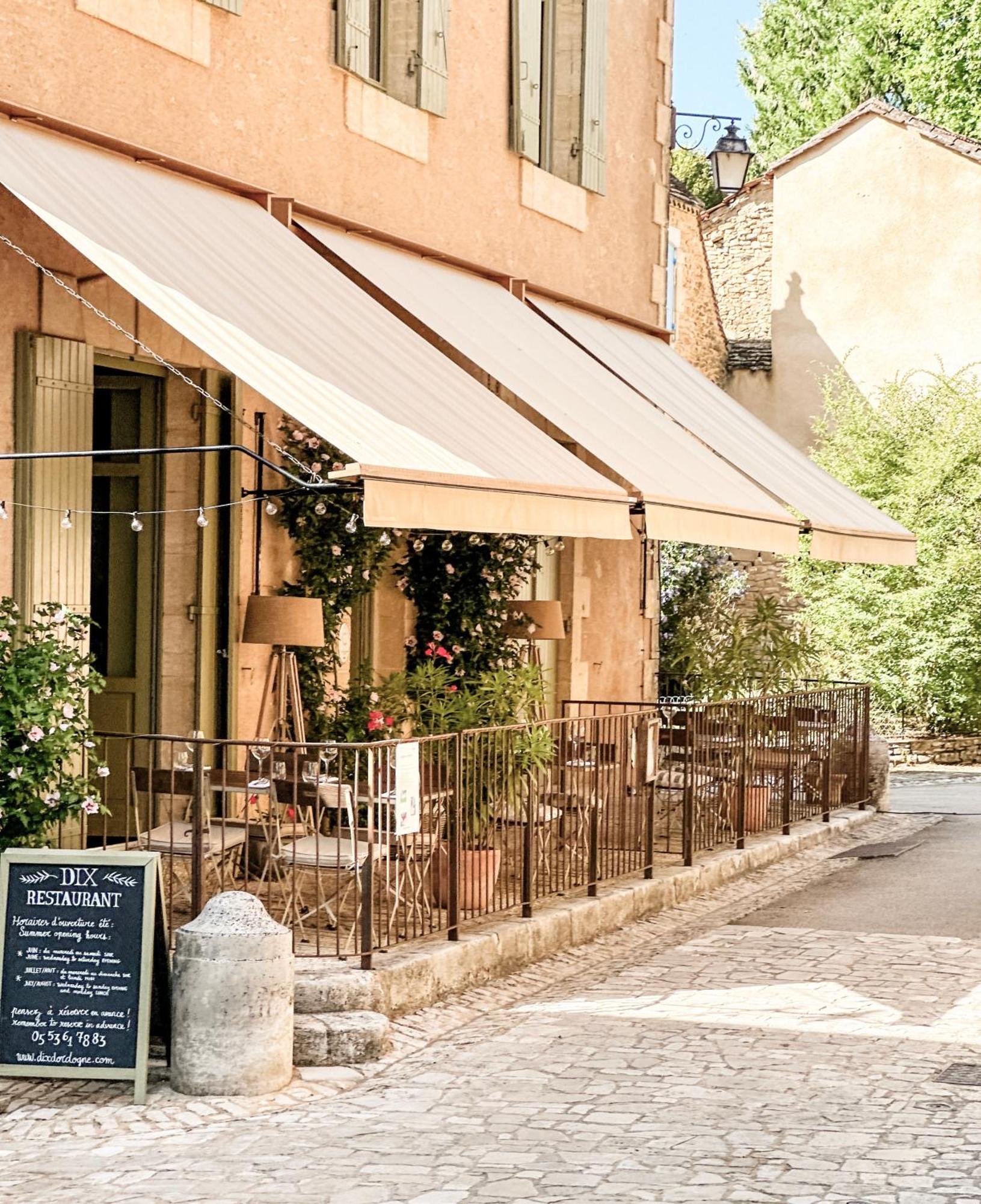 Dix Restaurant & Chambres D'Hotes, Sainte-Alvere, Dordogne Экстерьер фото